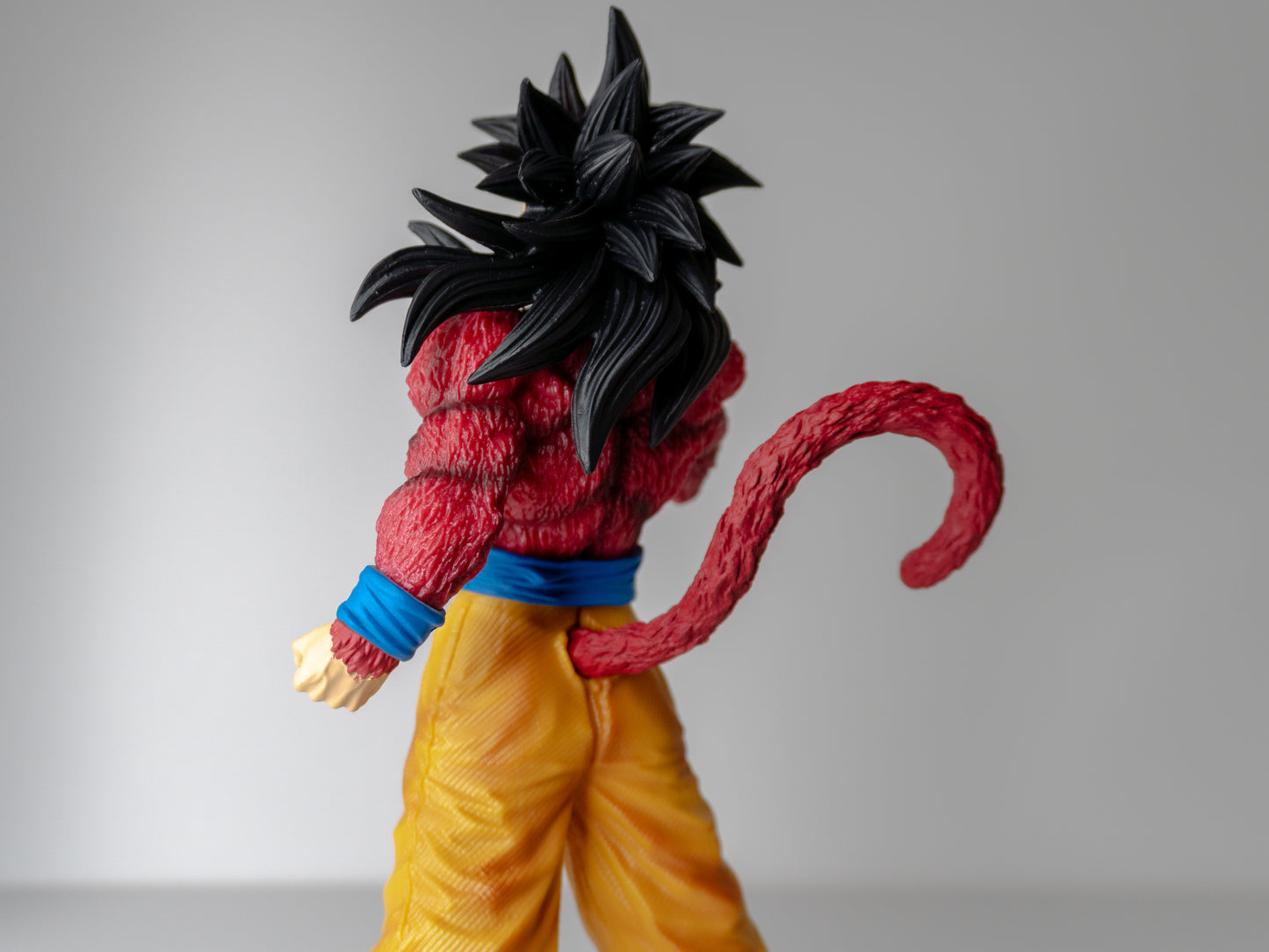 Son Goku Ssj 4