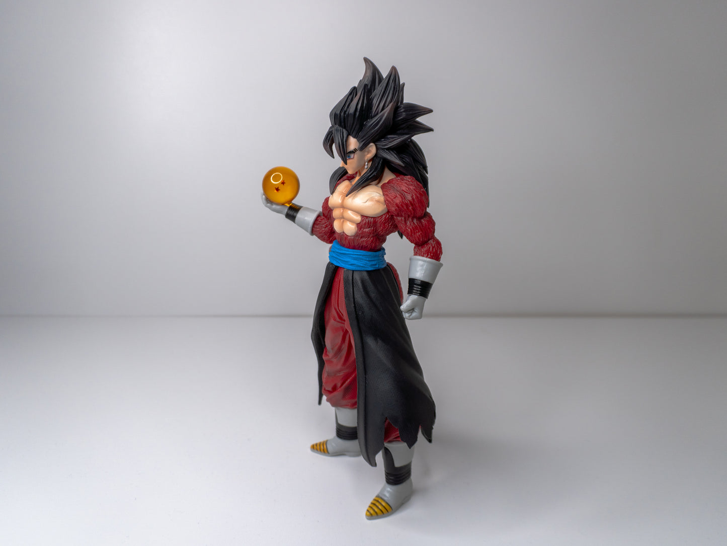 Vegito Super Saiyan 4