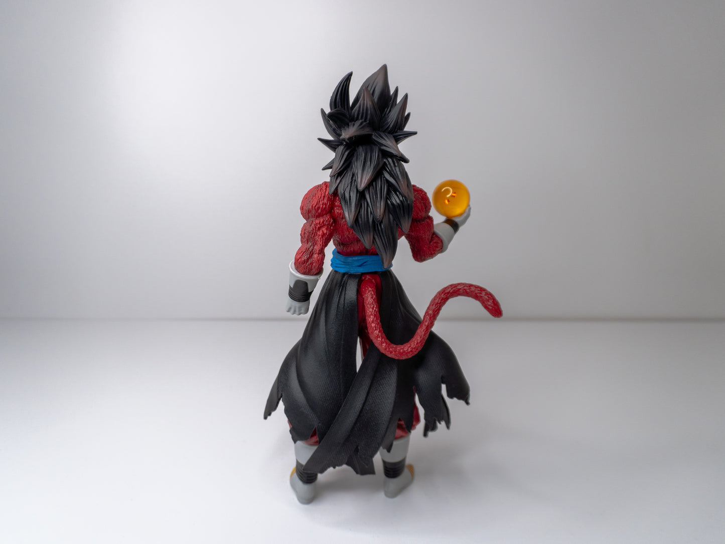 Vegito Super Saiyan 4