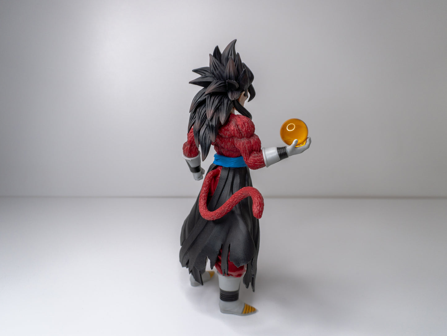 Vegito Super Saiyan 4